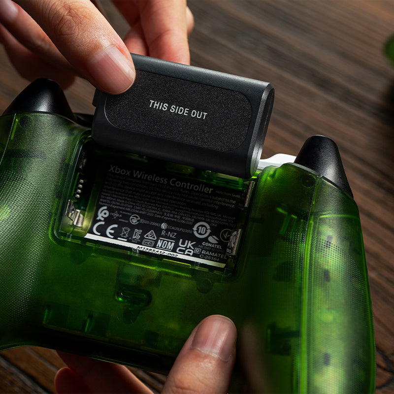 8BitDo Ultimate Charging Dock for XBOX Controllers - X25 Special Edition Fanfest (Ships on Oct 20. 2026) image 3